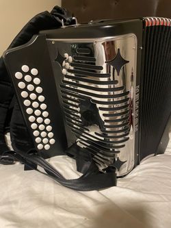 Acordeon hohner panther