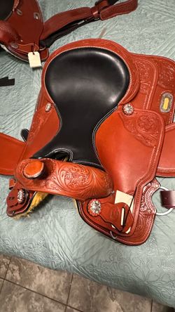 Royal king saddle