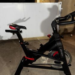 Life Fitness Bike