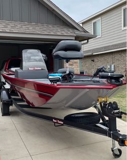 SPORTY BASS TRACKER CLASSIC XL 2022 BOAT