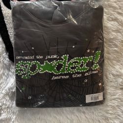 Grey And Green Size: M, XL