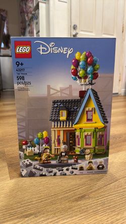 Legos Up House