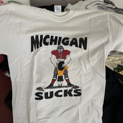 Vintage T-shirt Adult Size Large 42” Chest