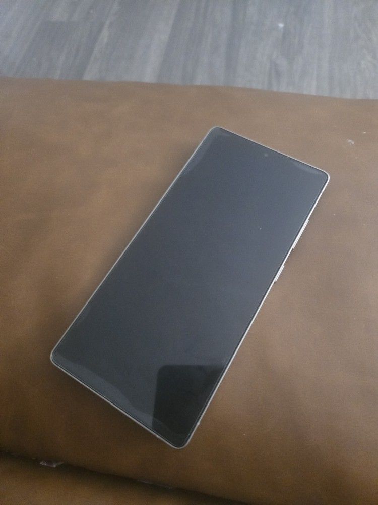 Galaxy S25 Ultra 128gb Mint Conditon Spectrum