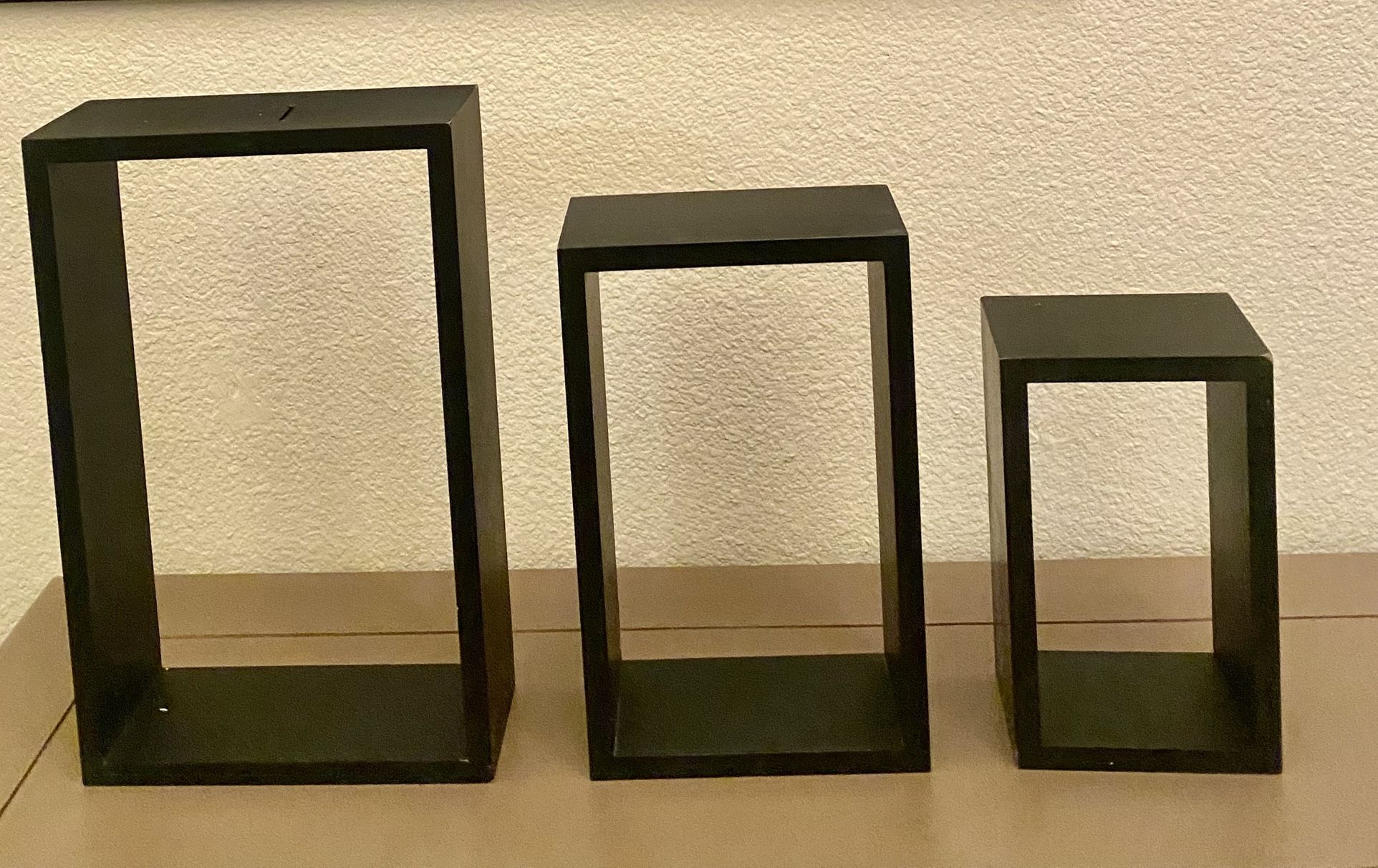 Set Of 3 Black wood Shelves 