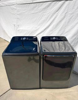 Washer and dryer set