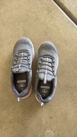Girls shoes 7.5