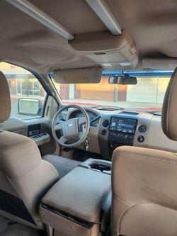 Ford F-150 XLT Triton
