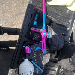 PAINTBALL MARKERS & Gear