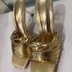 Gold Stiletto High Heels Ladies Size 8 1/2 
