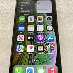 iPhone XS Factory Unlock To Any Carrier 64 Gb In Great Condition