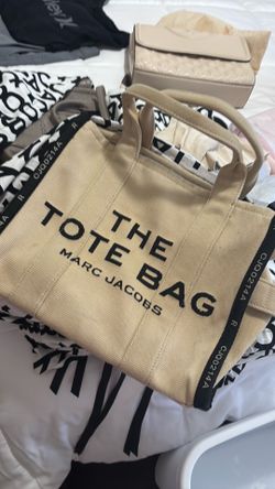 Marc Jacobs perfect for everyday & travels used