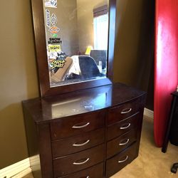 Dresser Private Reserve  And Mirror 