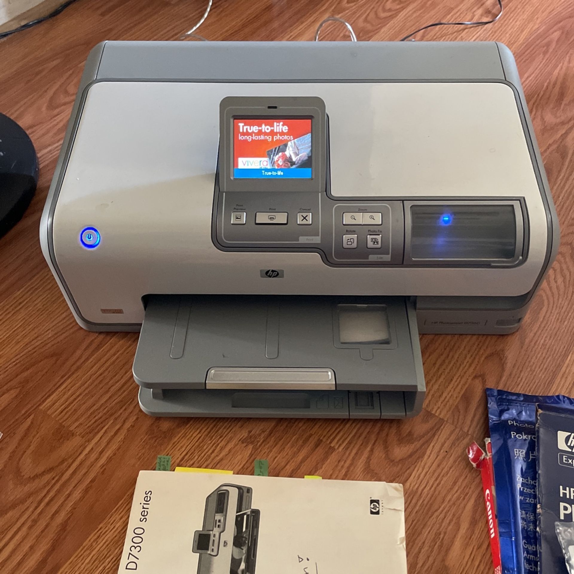 HP Photosmart D7360 (NEW/BARELY USED)