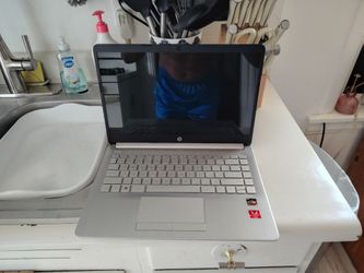 HP laptop 14 inch screen