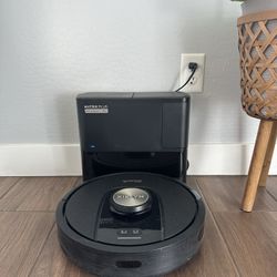 Shark Robot Vacuum Matrix Plus