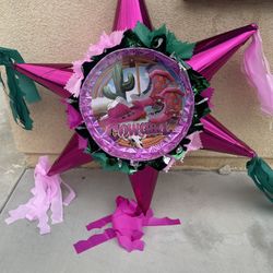 Cow Girl 3D Star Pinata