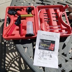 Vacuum  pump and brake bleeder