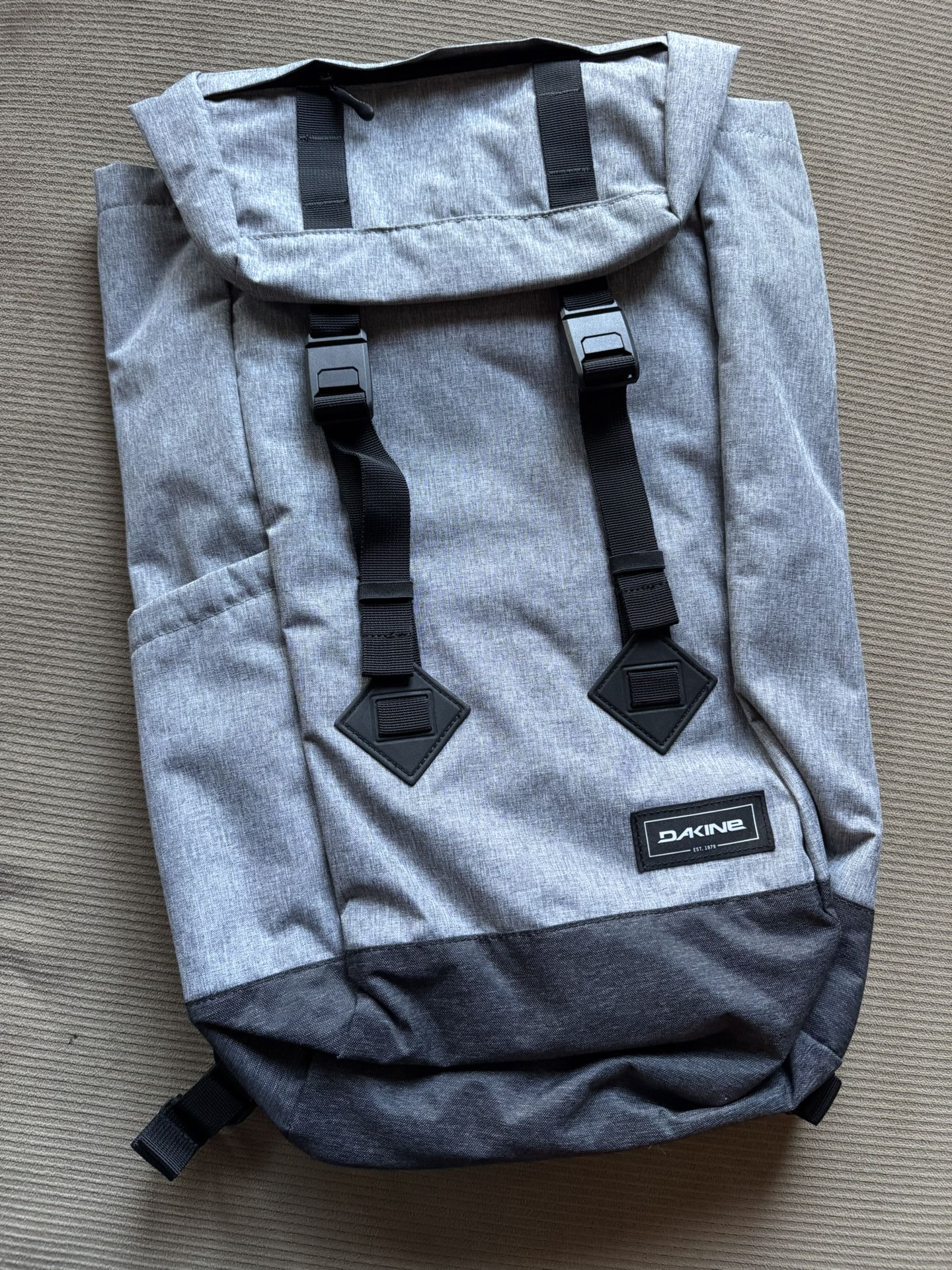 Dakine 27L Infinty Top Loader Backpack