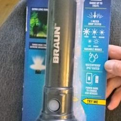 Braun 13,000 lumens flashlight