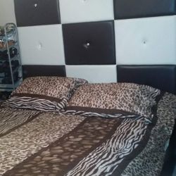King  Custom Bedroom Set