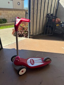 Radio Flyer scooter