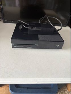 Xbox One console system with power cord only. (READ DESCRIPTION