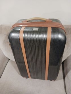 Dejuno Hard Shell Suitcase