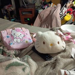 Hello Kitty's 2 Kids Handbags $5 Each