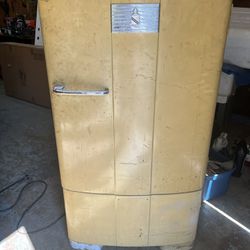Kelvinator Refrigerator 