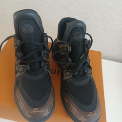 Louis Vuitton Women Sneaker Size 10