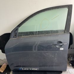Toyota RAV 4 EV driver door