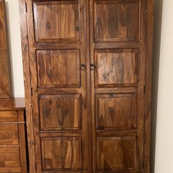 Solid Wood Brown Wardrobe/Armoire