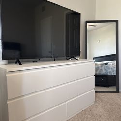 White dresser (IKEA)