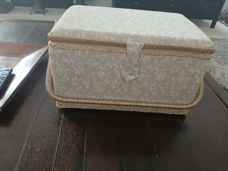 Large sewing box
