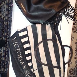 Victoria's Secret Tote Bags