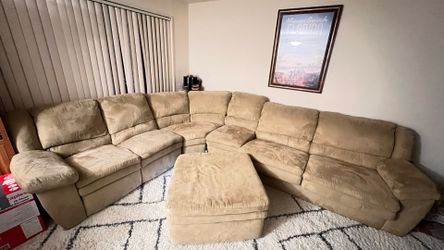Sectional Reclining Sofa
