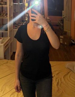 Classic Scoop Neck Women's Black Tee