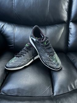 Soccer cleats