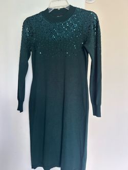 New Women’s Dress Size S. Will Fit Size S and M. Design By Nina Leonard. Emerald Green Color. 87% Rayon. Gorgeous Dress For Any Occasion.