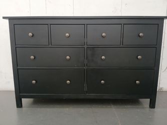 Ikea HEMNES 8 Drawer Dresser