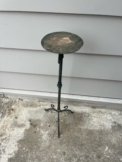 Small plant stand metal