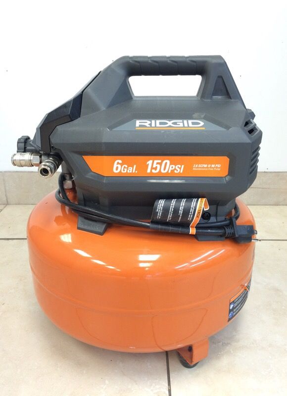 RIDGID 6 GALLON PORTABLE ELECTRIC 150 PSI PANCAKE AIR COMPRESSOR OIL
