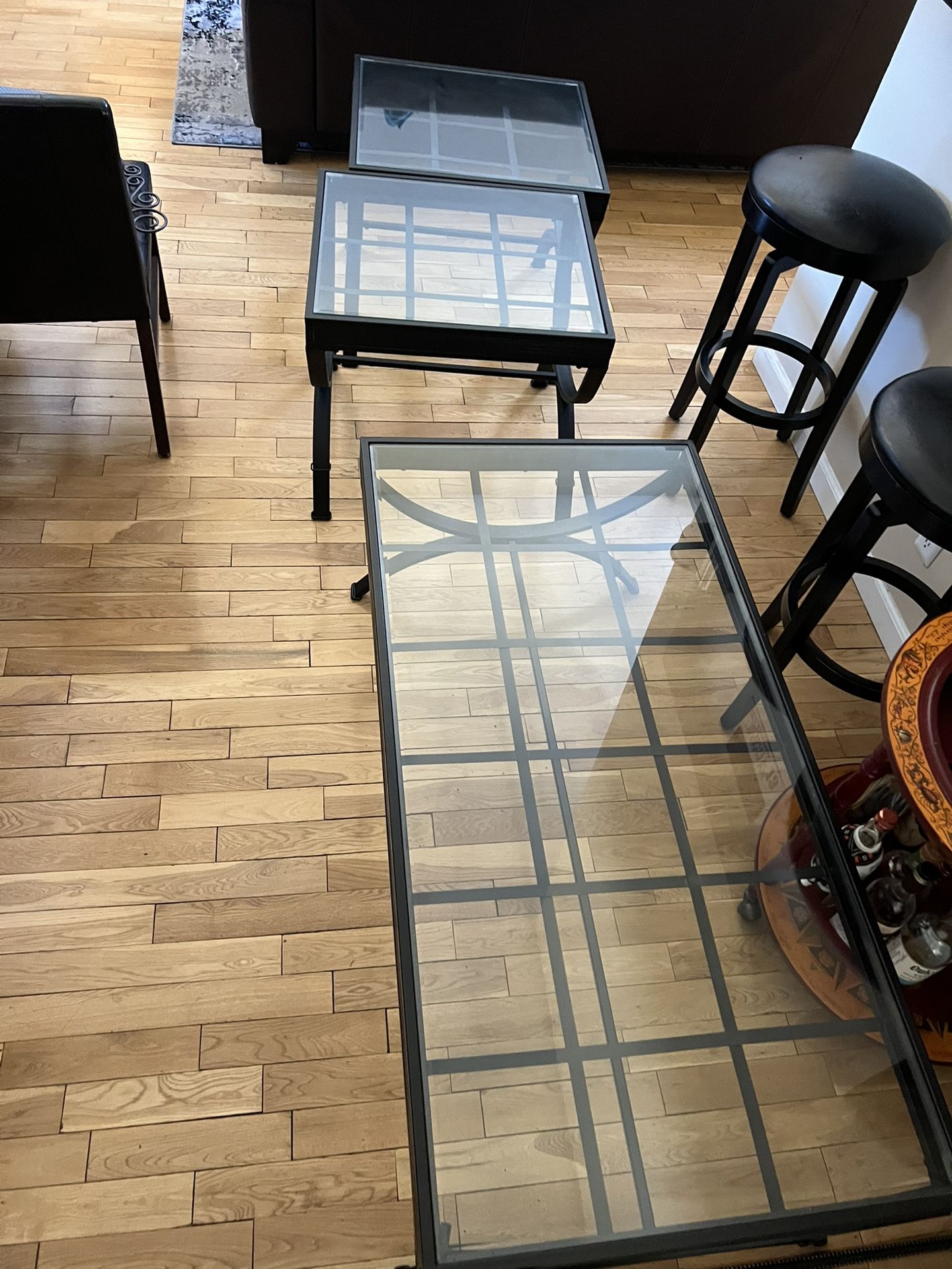 Coffee Table And Matching Side Tables.