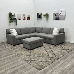 Thomasville Sectional Couch - Free Delivery 
