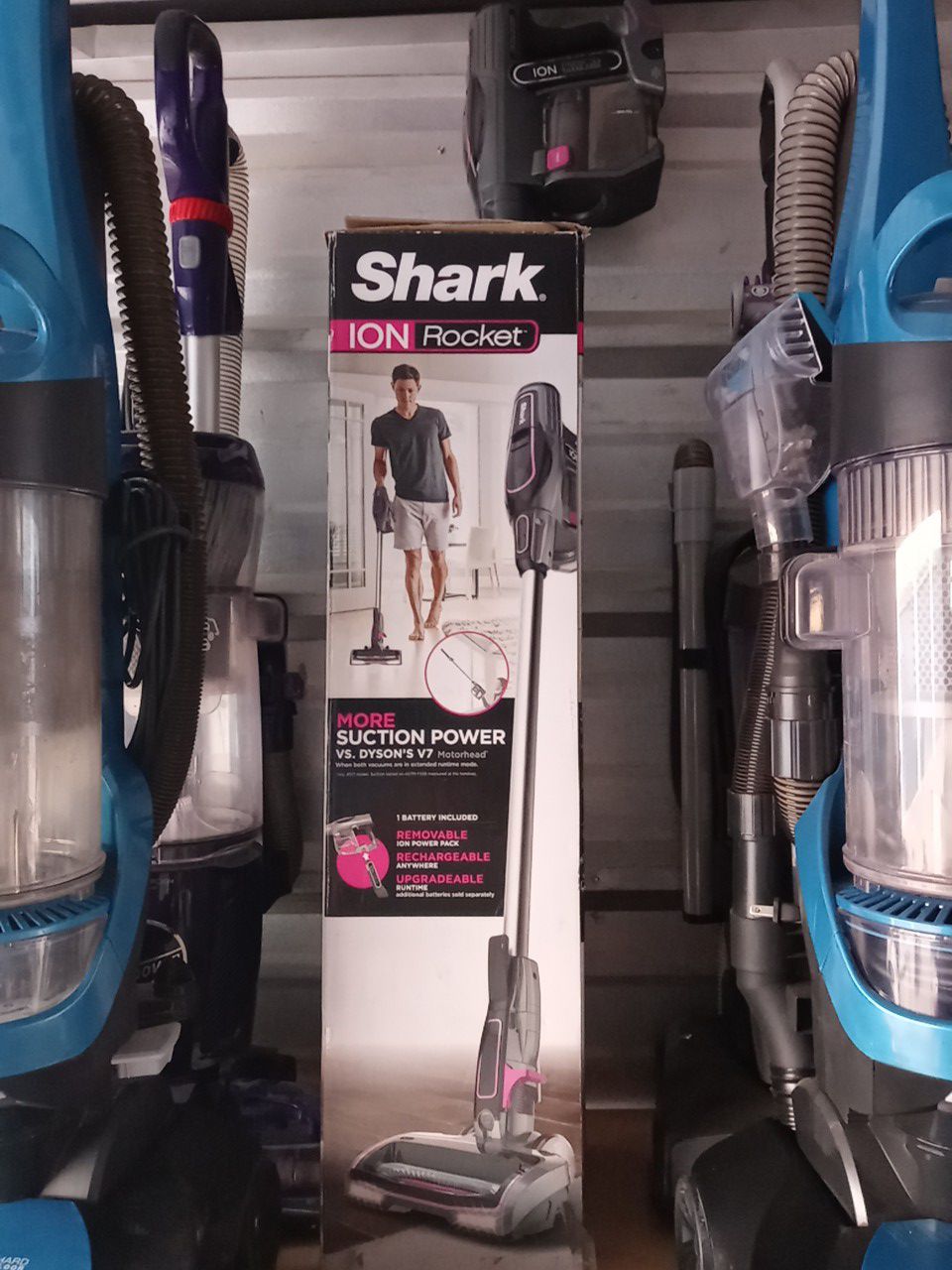 Shark eye rocket suction power vacuum cleaner