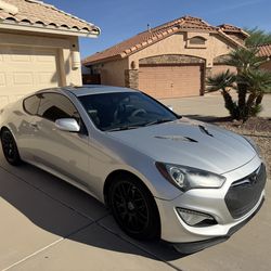 2013 Hyundai Genesis Coupe