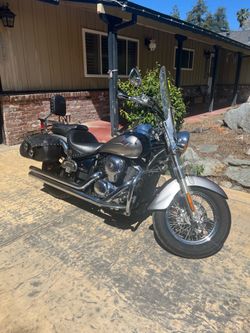 2006 Kawasaki Vulcan 900 Classic