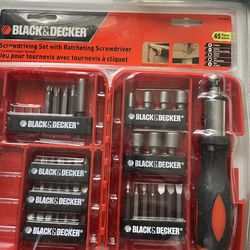 Brand New Black & Decker Ratcheting Set