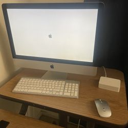 Mac Desktop Dual Screens